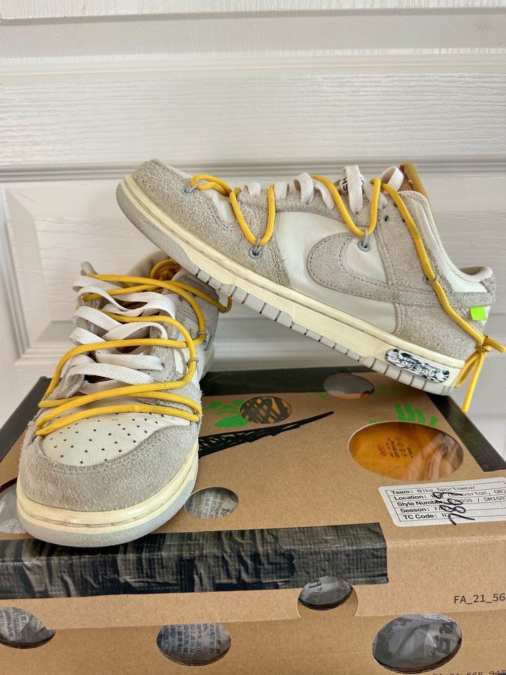 Nike Dunk Low Off-White Lot 39 – EUC with Box – Men’s Size 8 – DJ0950-109 Authen